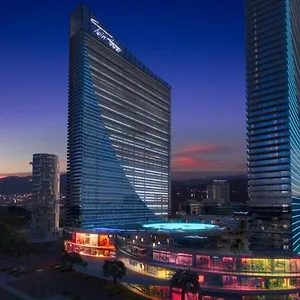 Panorama Orbi City With Sea View فندق باتومي